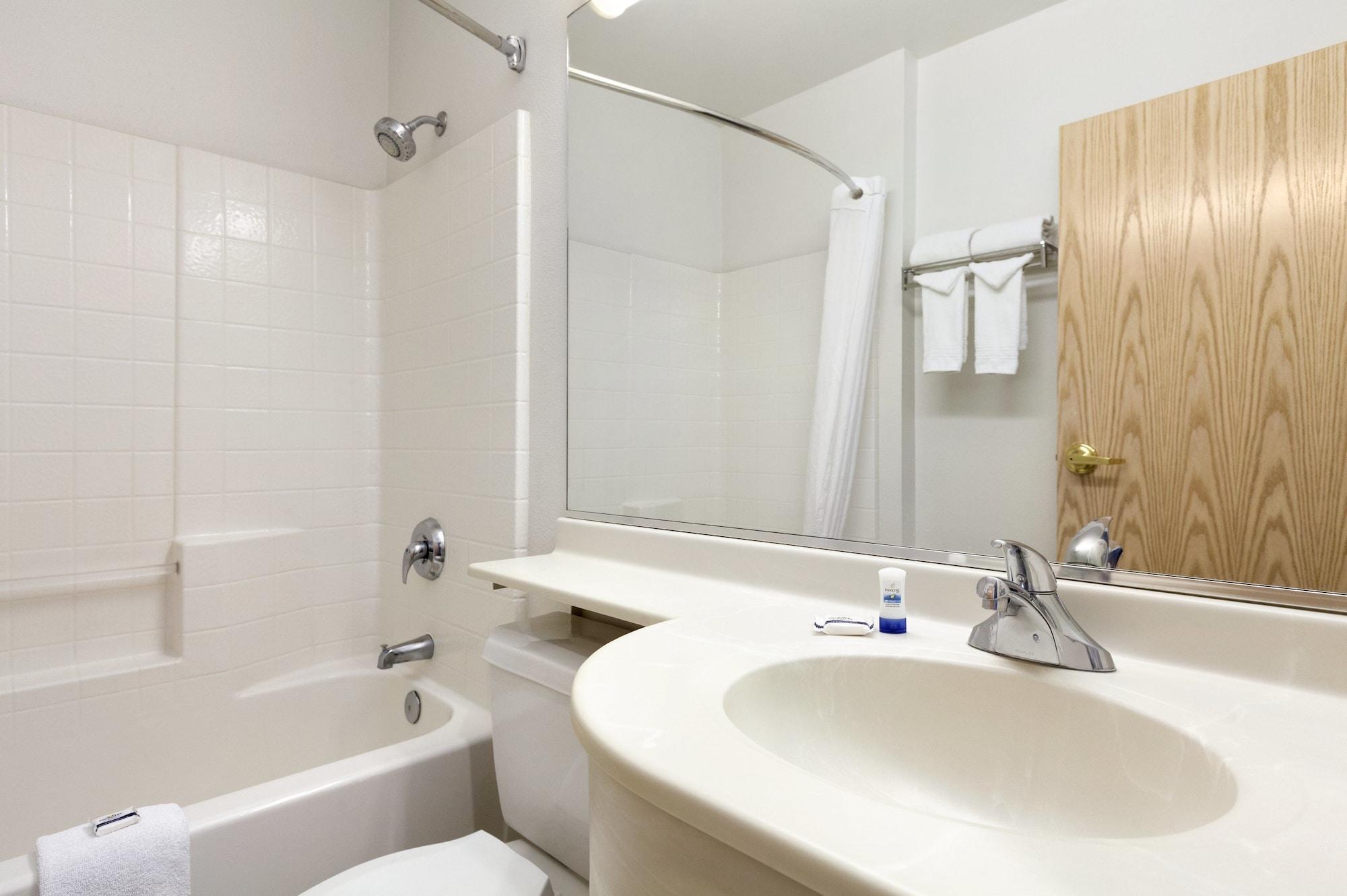 Microtel Inn&Suites Modesto Ceres Zimmer foto