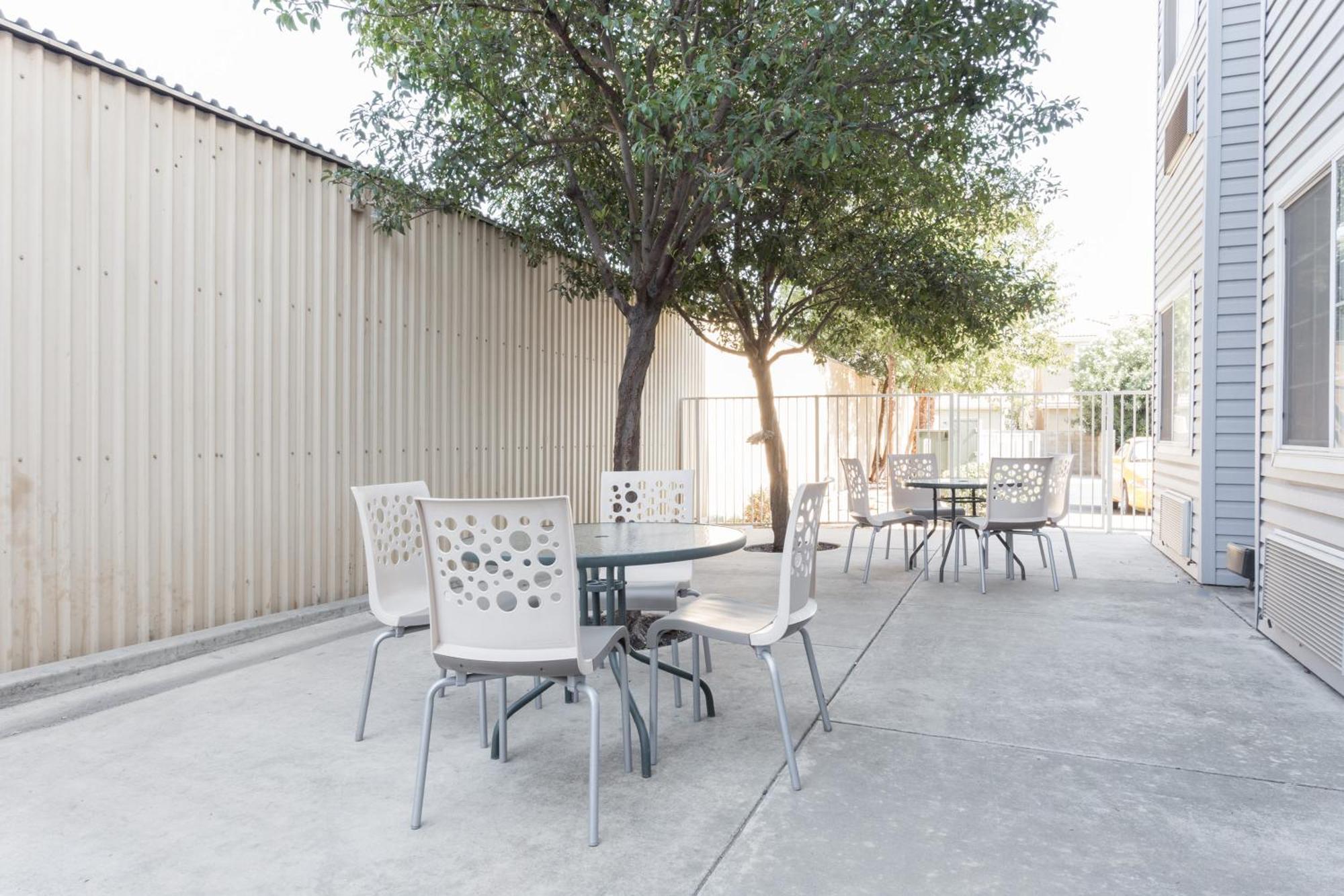 Microtel Inn&Suites Modesto Ceres Exterior foto